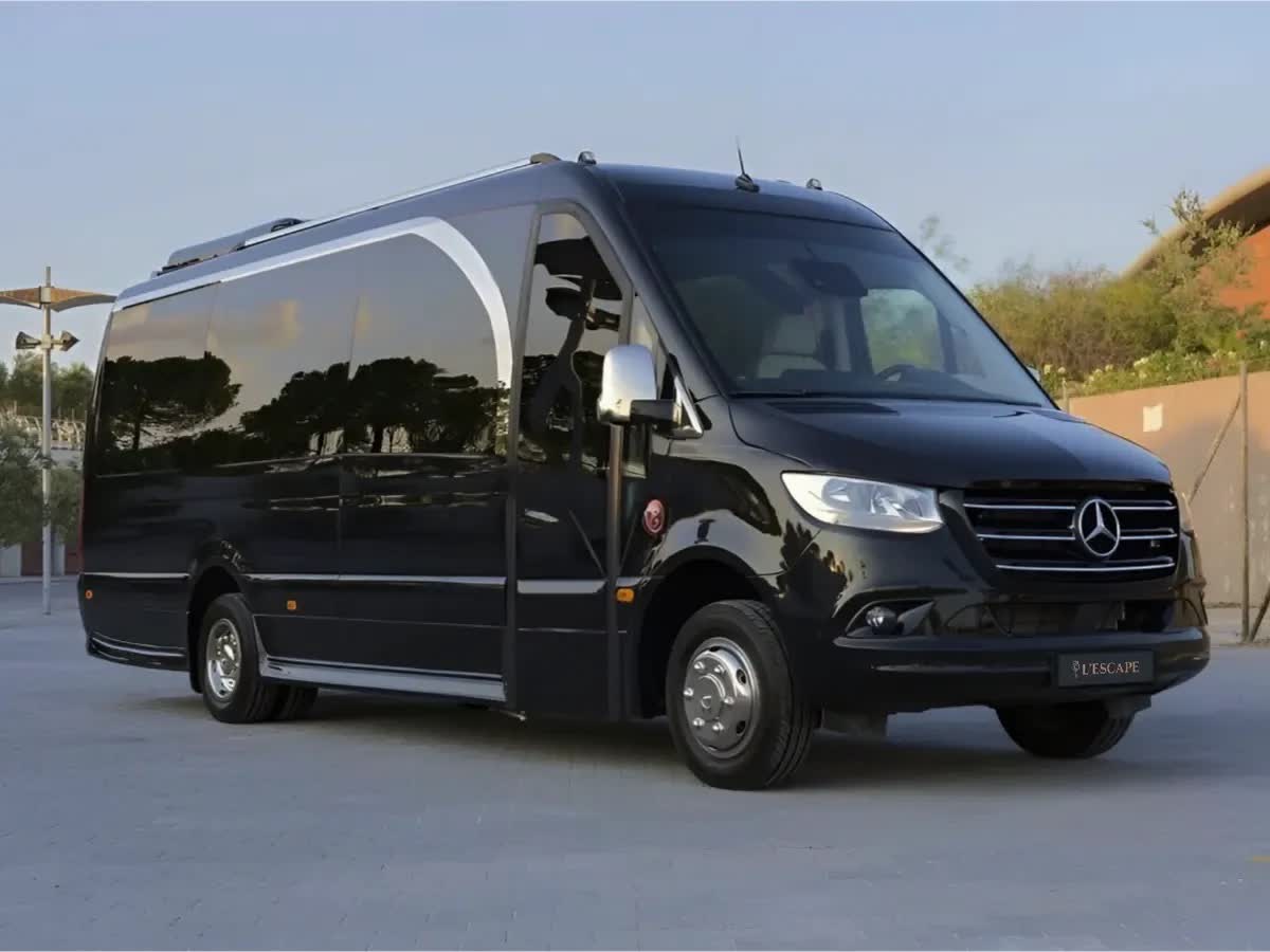Minibus — CasaShuttle